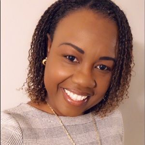 Meet your Posher, Flavia